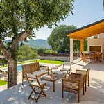 Вилла Villa Mara With Private Pool Near Sibenik *