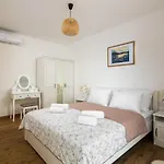 Вилла Villa Mara With Private Pool Near Sibenik *