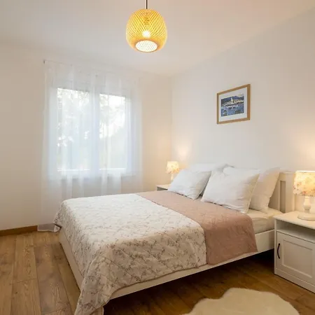 Mara Sibenik Dubrava (Sibenik-Knin)