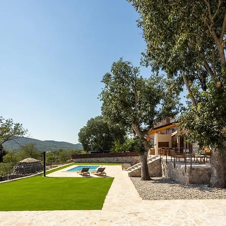 Villa Mara With Private Pool Near Sibenik Вилла