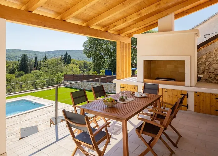 Mara Sibenik Vila Dubrava (Sibenik-Knin)