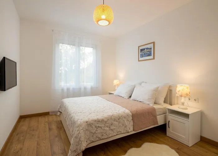 Mara Sibenik Dubrava (Sibenik-Knin)