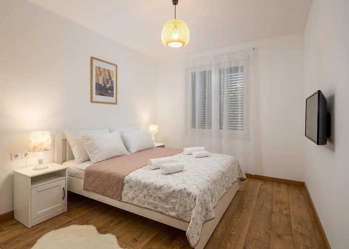 Mara Sibenik Dubrava (Sibenik-Knin)